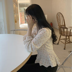 Gentle Small Floral Square Collar Slimming And Short Shirt