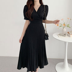 Cross V-neck Pleated Maxi Dress