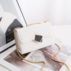 Golden Chain Darling Shoulder Bag