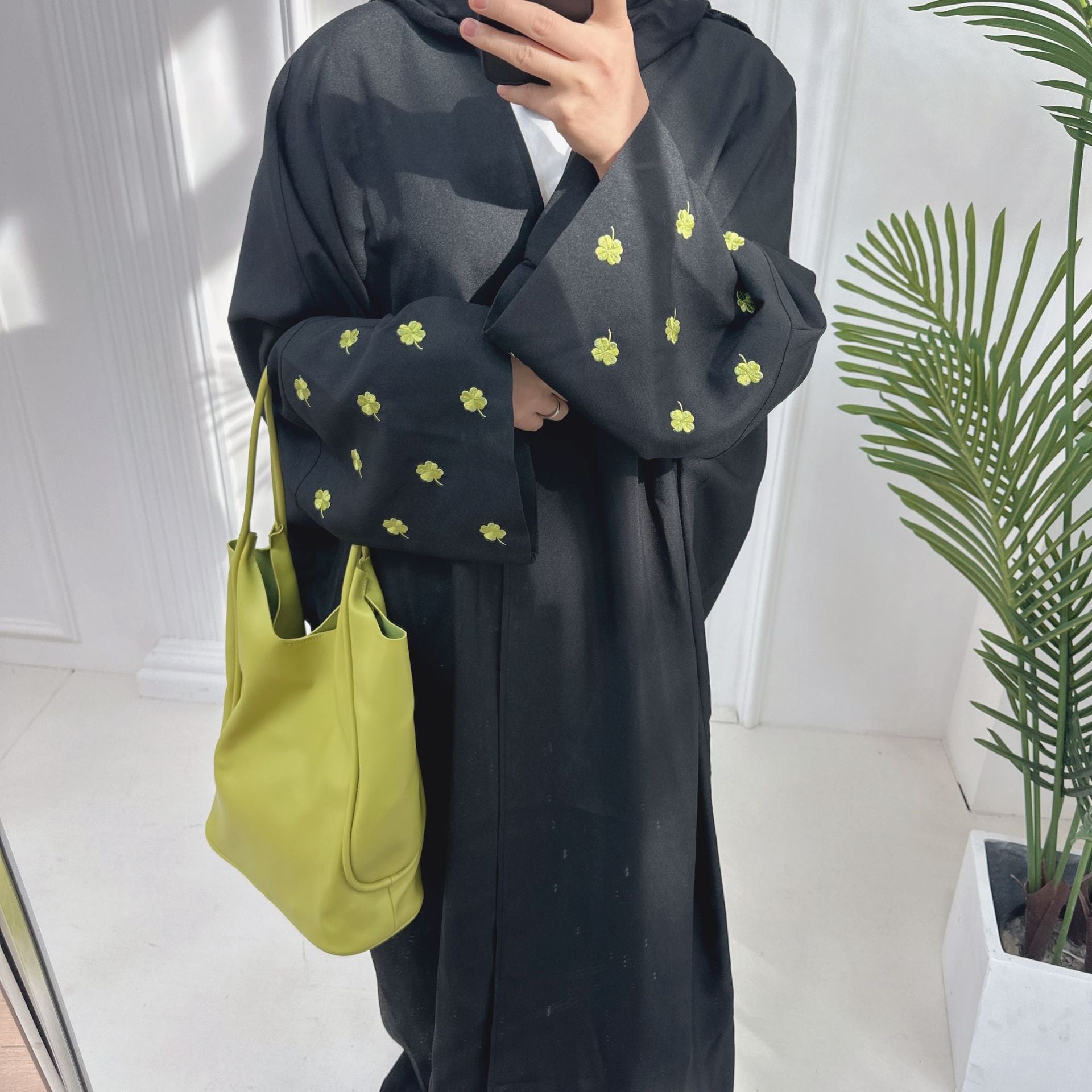 Embroidery Clover Abaya