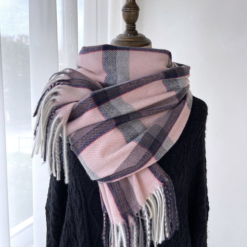 Vintage Plaid Print Scarf