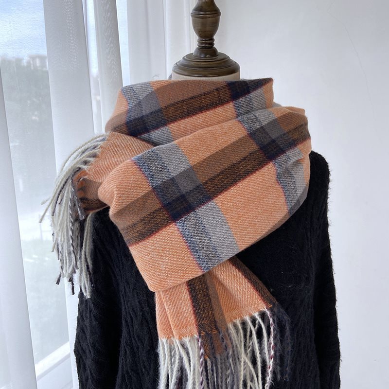 Vintage Plaid Print Scarf